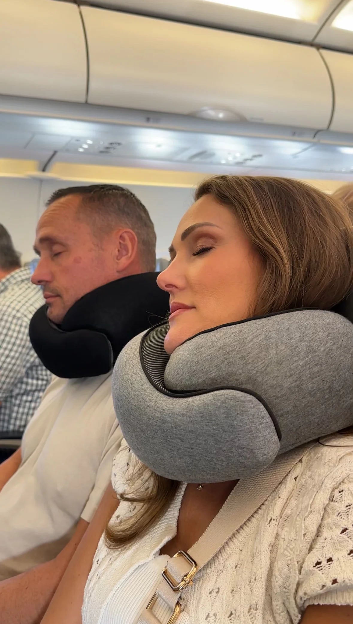 360° Memory Foam Travel Neck Pillow for Airplanes & Travel